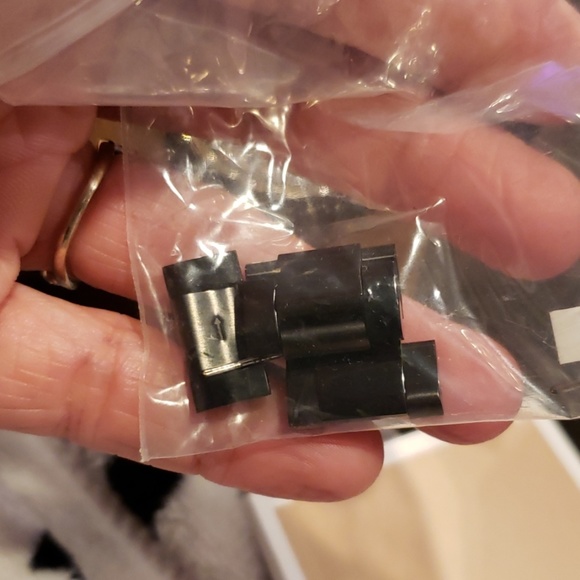 Michael Kors Womand Watch - Picture 4 of 5